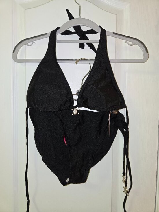 Xhilaration Other - NWT Xhiliration Black Triangle Bikini Set Skull Charm Tie Side Halter Swimsuit L